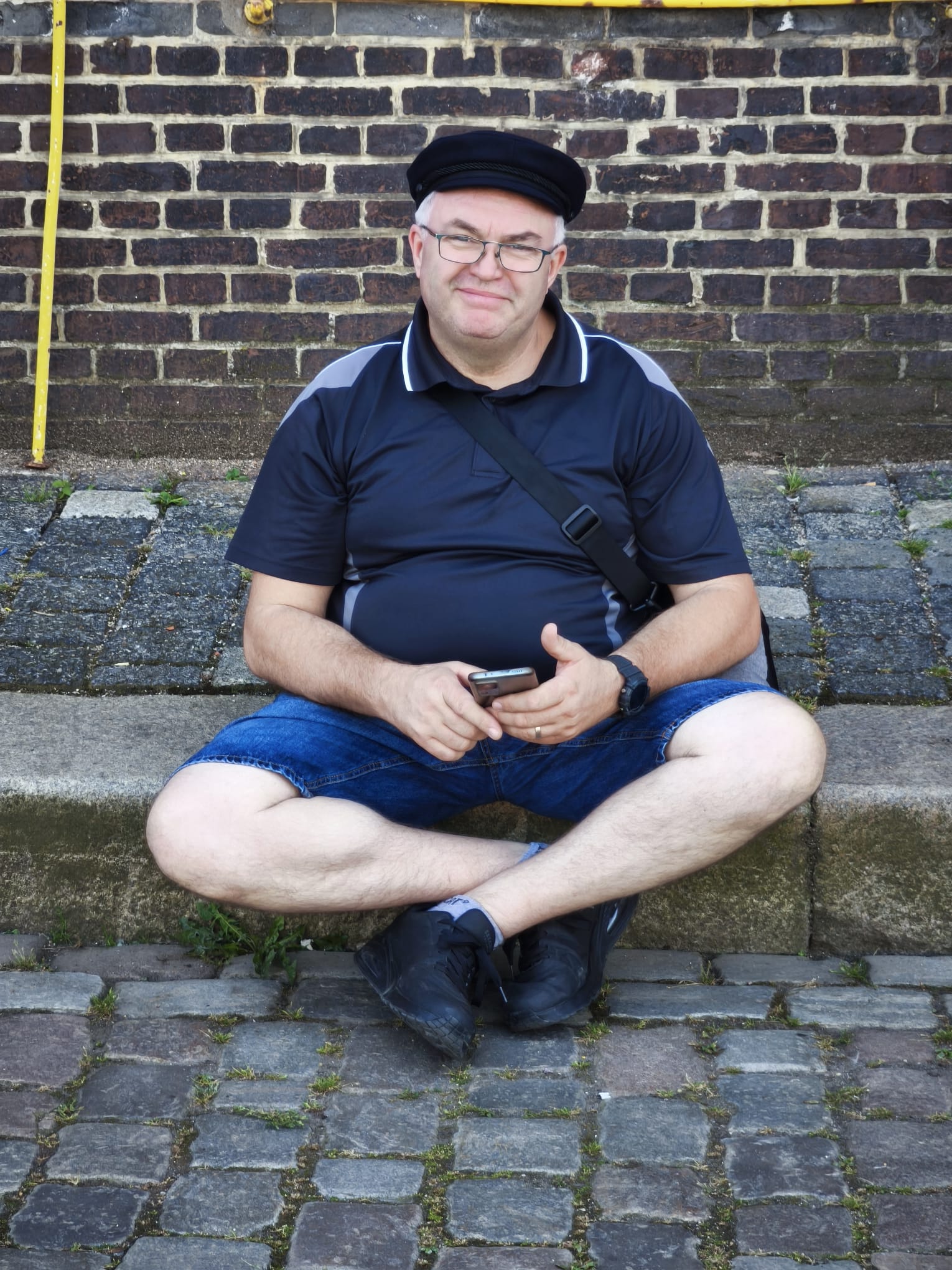 Papa lächelt in die Kamera